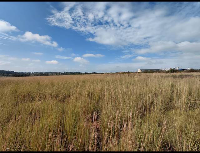 210,000M² VACANT LAND FOR SALE IN BREDELL